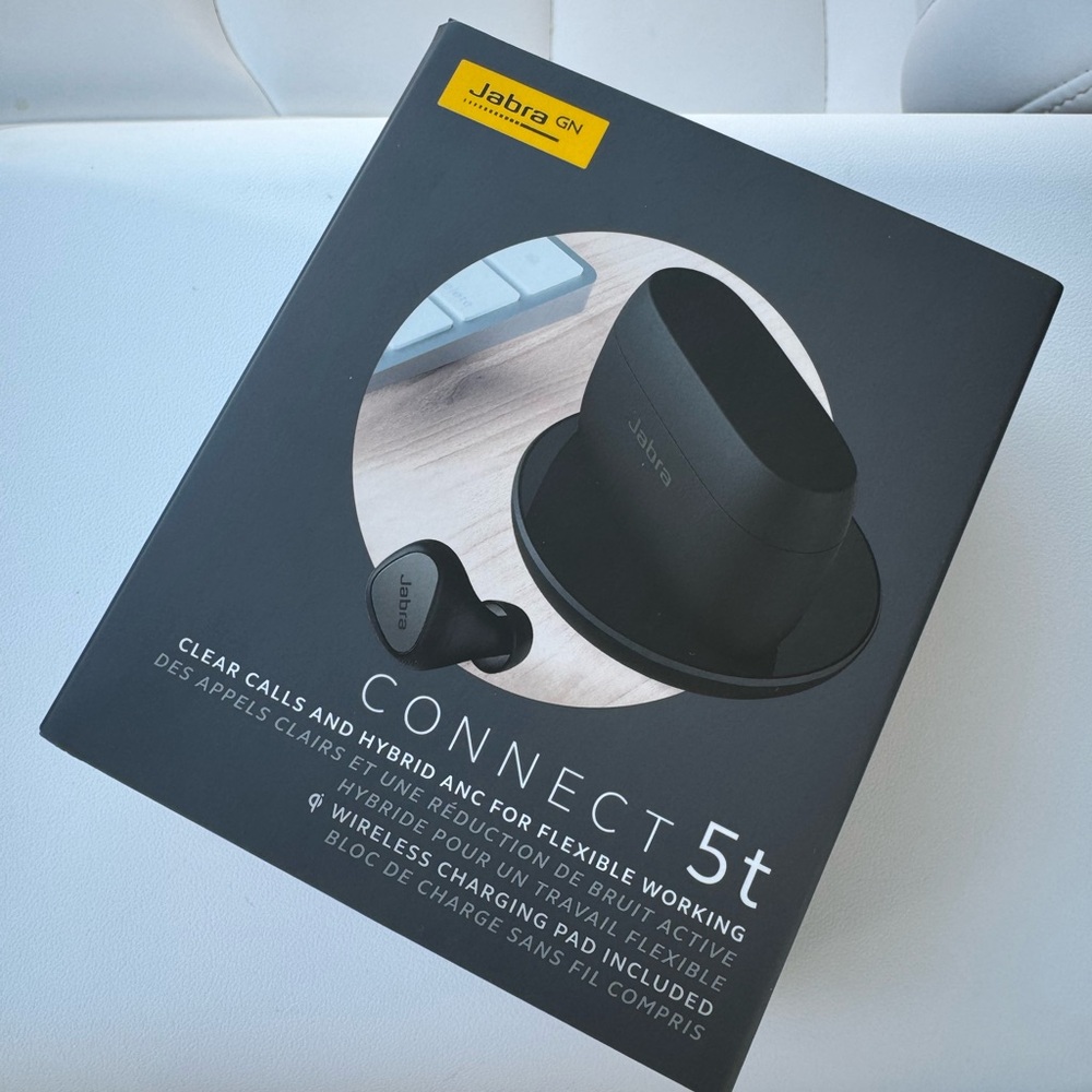 NWT Jabra Connect 5T earbuds